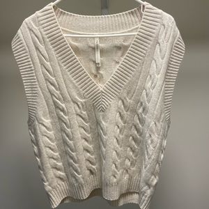 Babaton “emporia” sweater vest